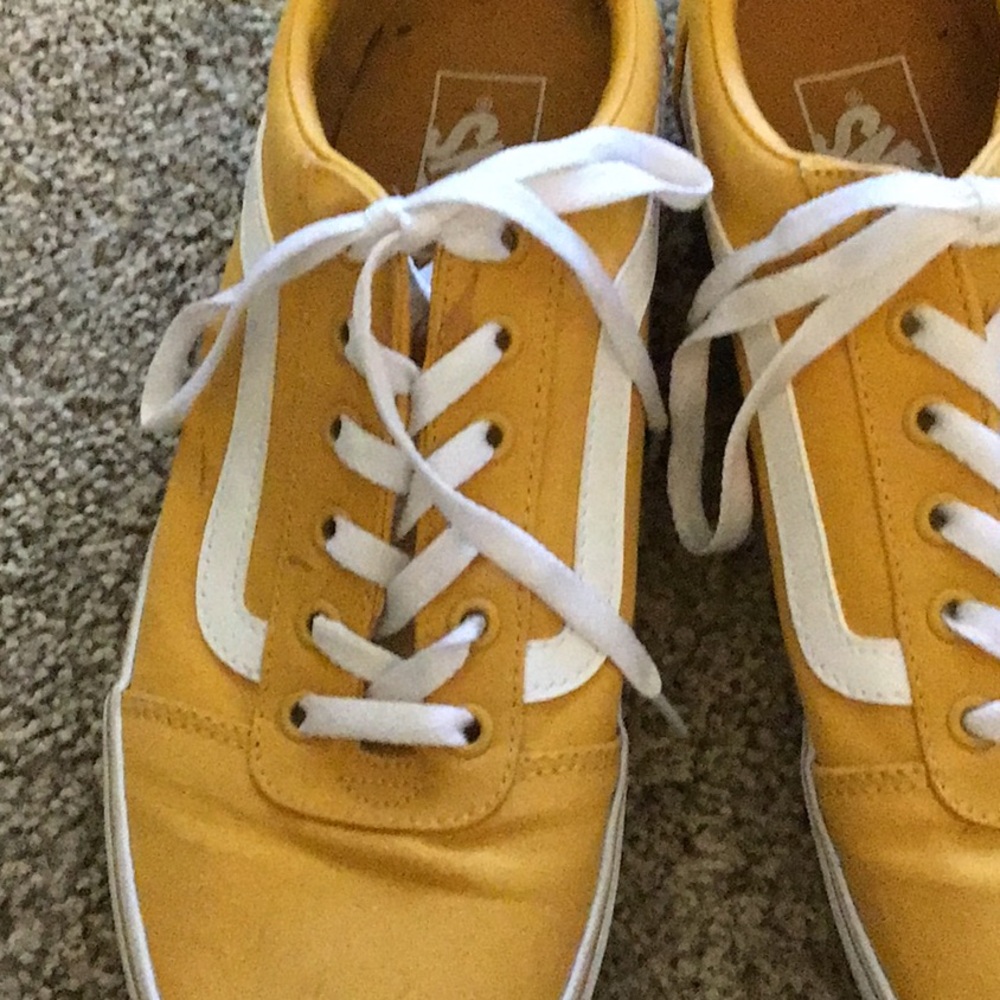 Vans Classic Yellow and White Shoes - Picture 8 of 8